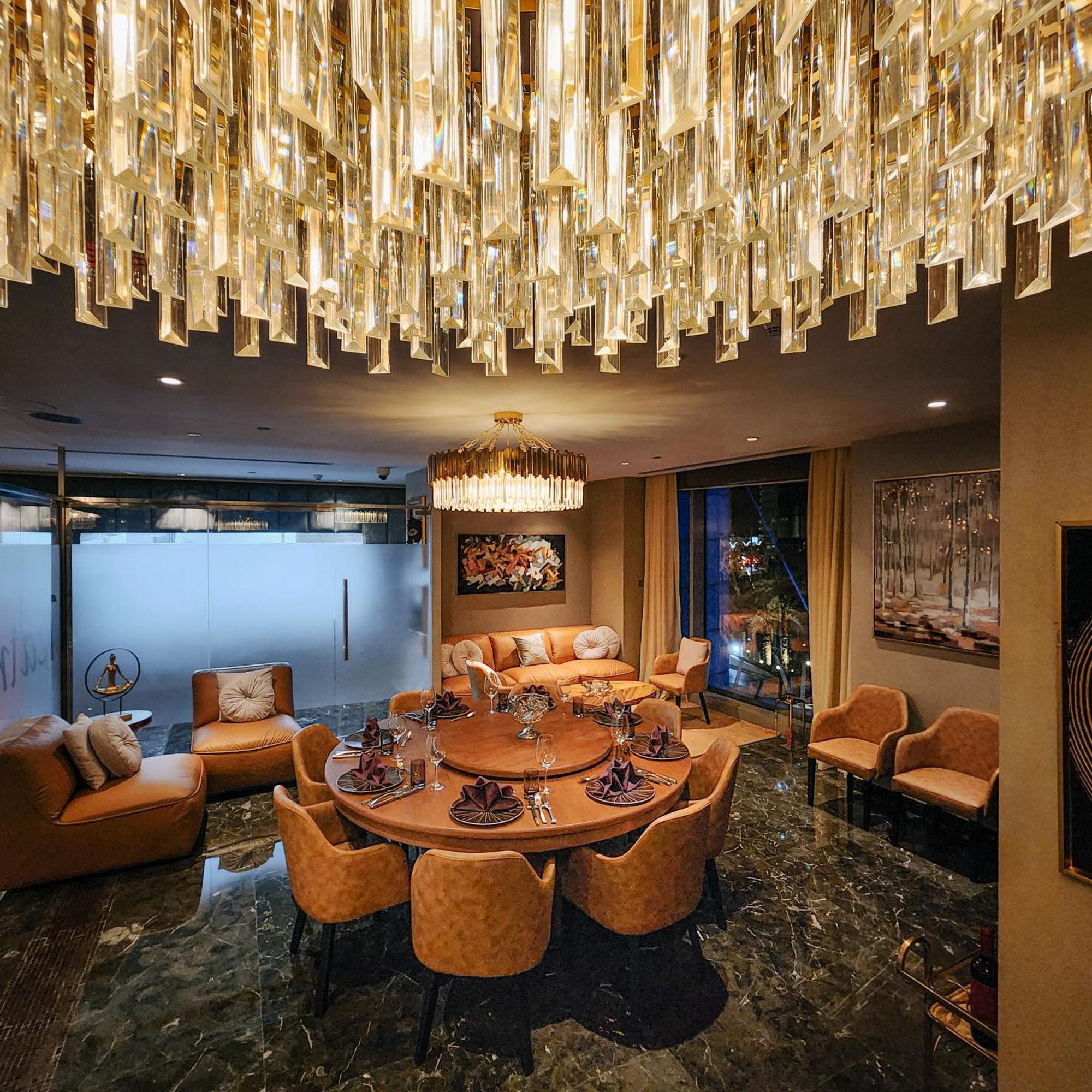 City Centre Rotana Doha Ngoại thất bức ảnh The interior of the club